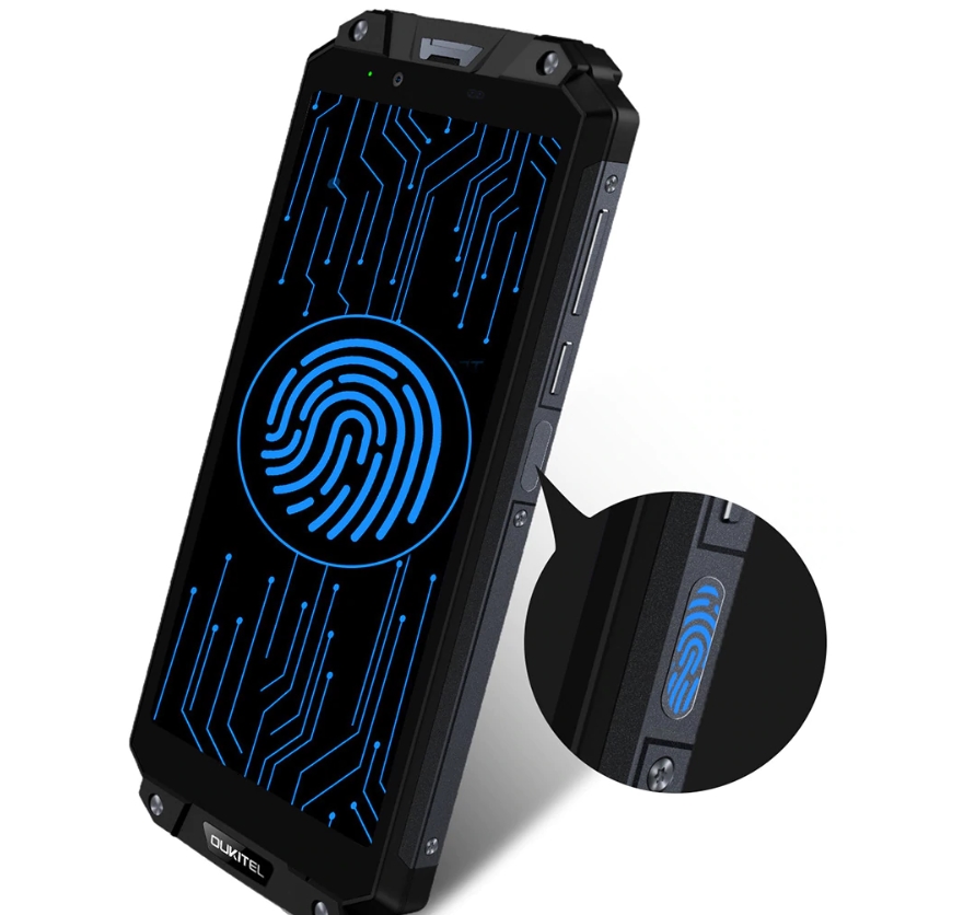 OUKITEL WP2は指紋認証ユニットが搭載されている。