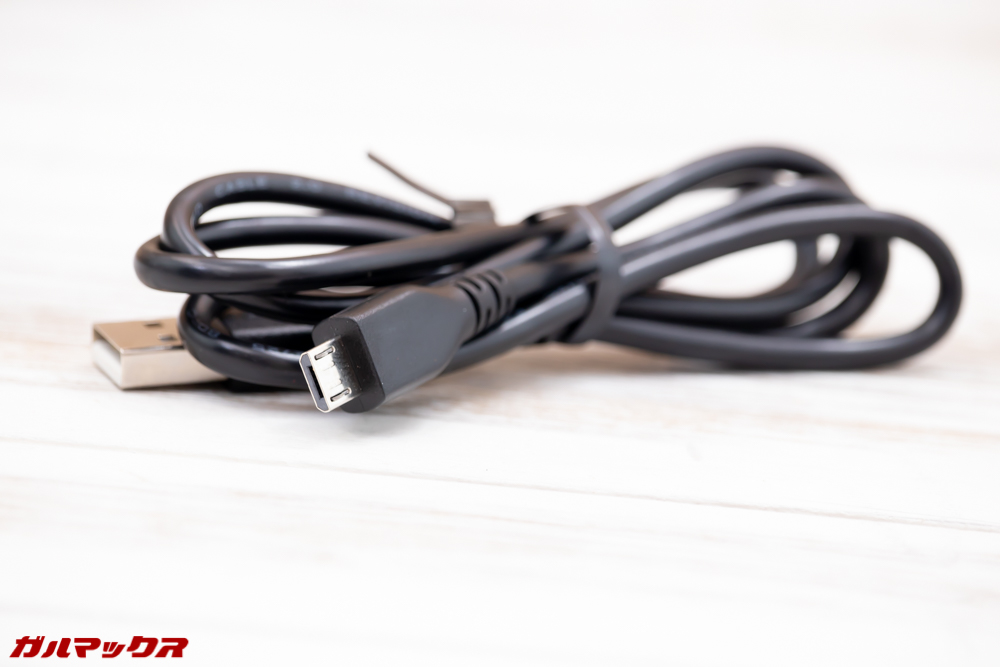 ALLDOCUBE M5Sの付属ケーブルはMicroUSB！