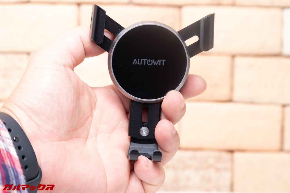 AUTOWIT FC01はスマホの自重でストッパーが閉まる仕組み