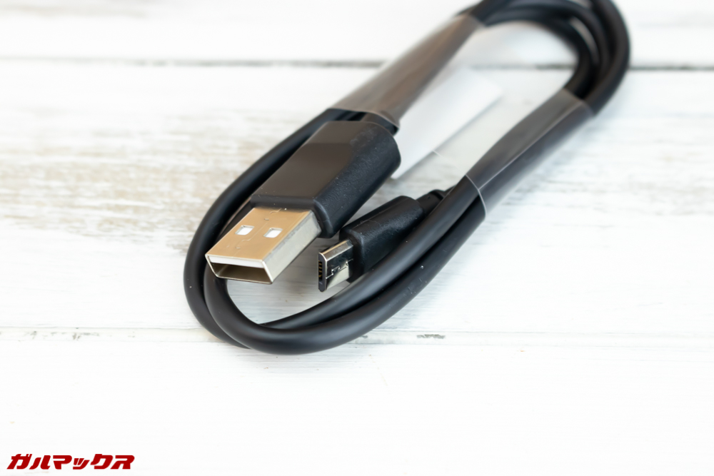 OSMO MOBILE 2はMicroUSBケーブルが付属
