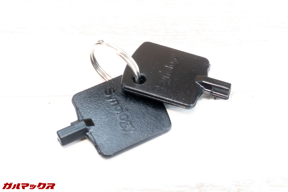 DS918+にはカートリッジに鍵をかけることが出来ます