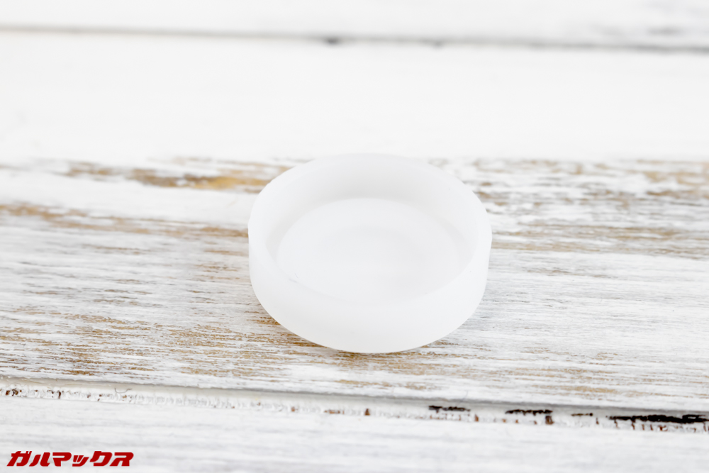 SJ8 PLUSはレンズキャップが付属しています。