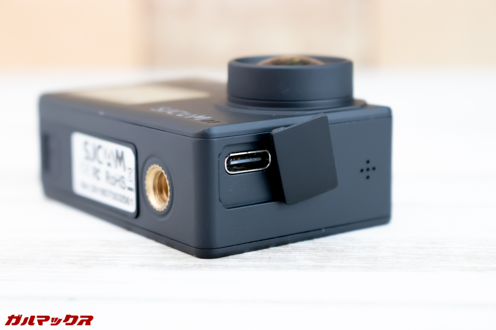 SJ8 PLUSにはUSB Type-C端子が備わっています。