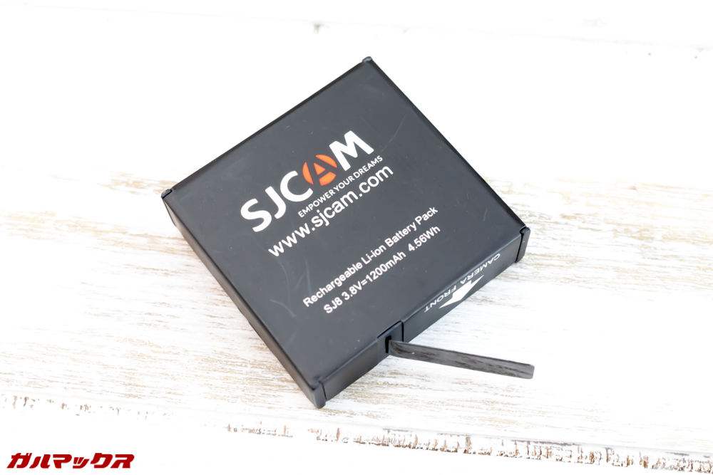 SJ8 PLUSのバッテリーは1200mAh
