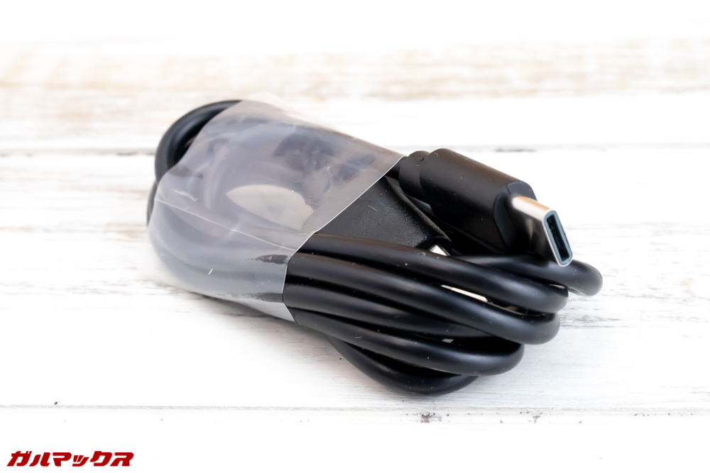 SJ8 PLUSのケーブルはUSB Type-Cケーブル