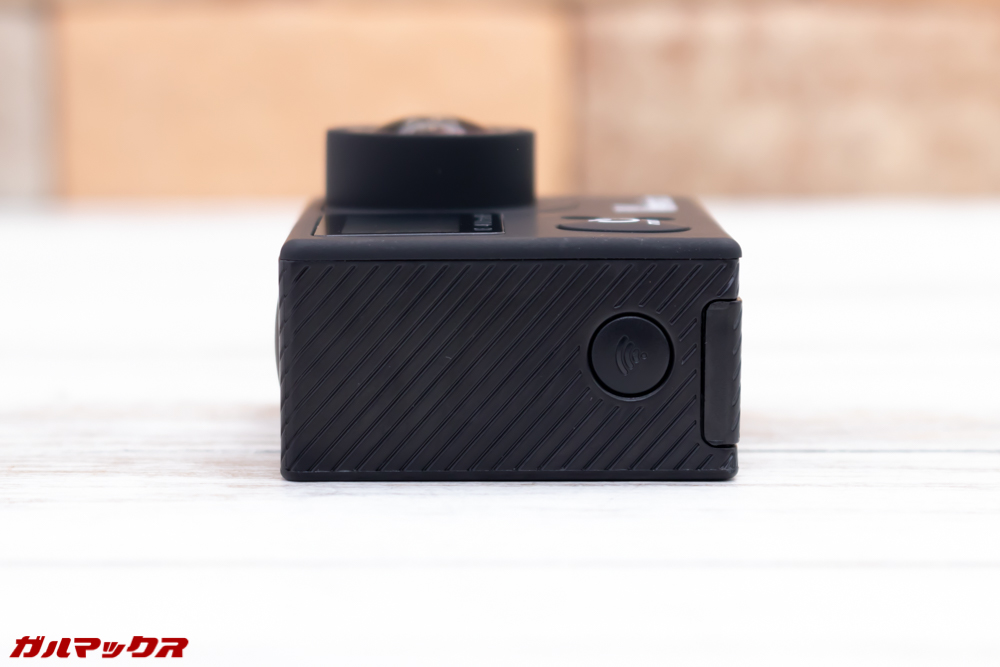 Vemico V3はダウンボタンが1つ備わっています。