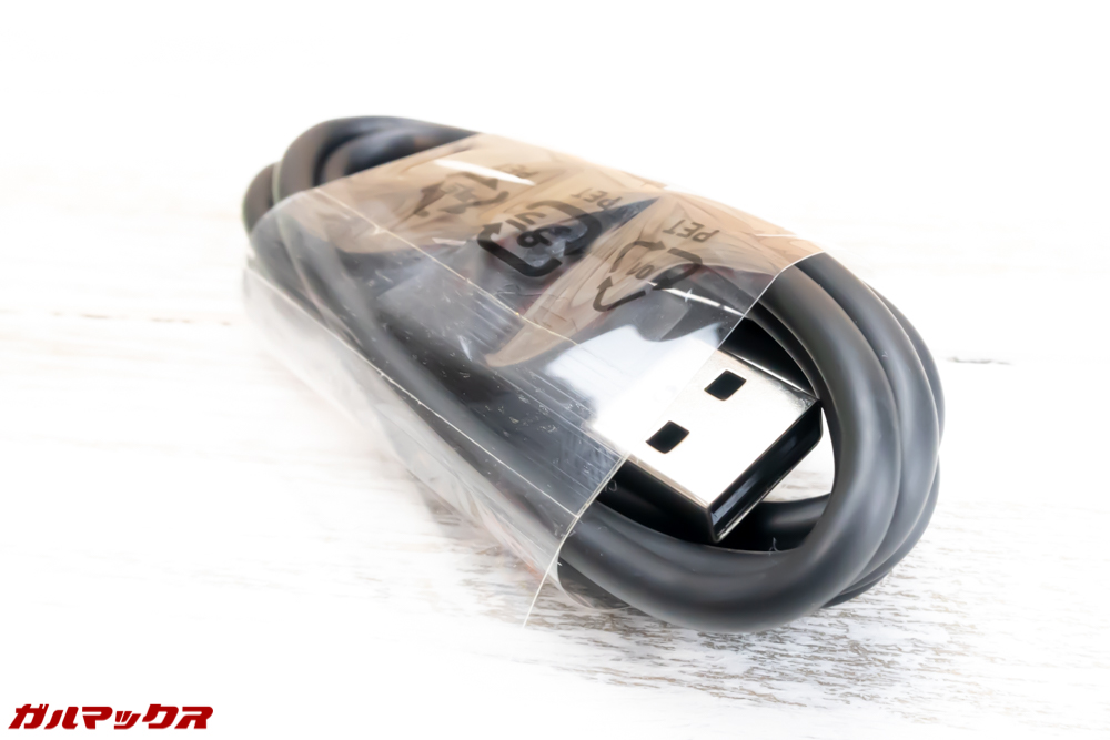 moto g6 PLAYに付属の充電ケーブルはMicroUSBケーブル