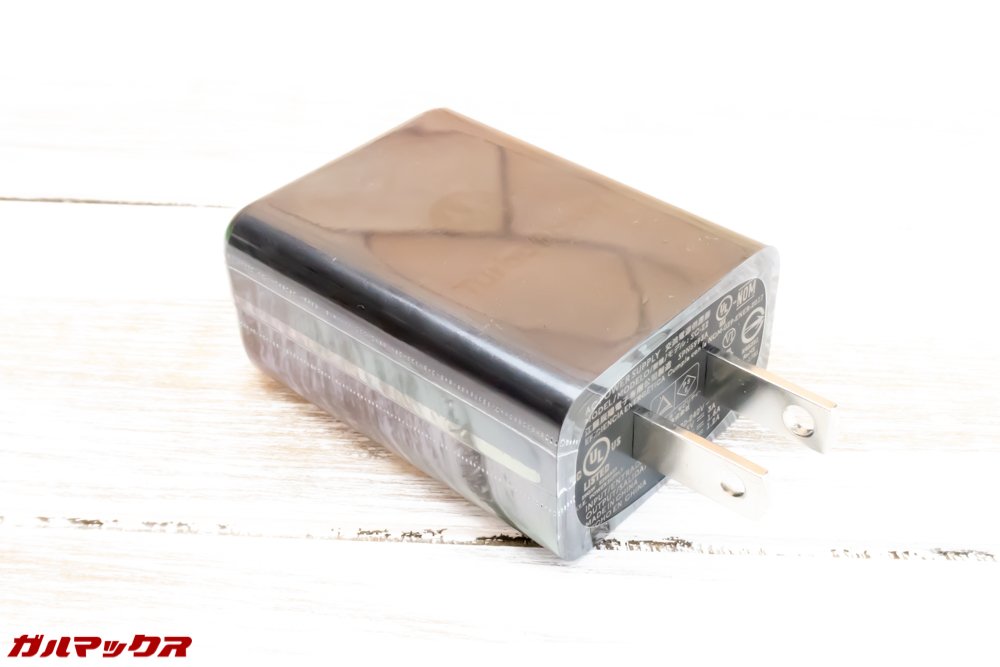 moto g6 PLAYの充電器は日本のコンセントに直接差し込める