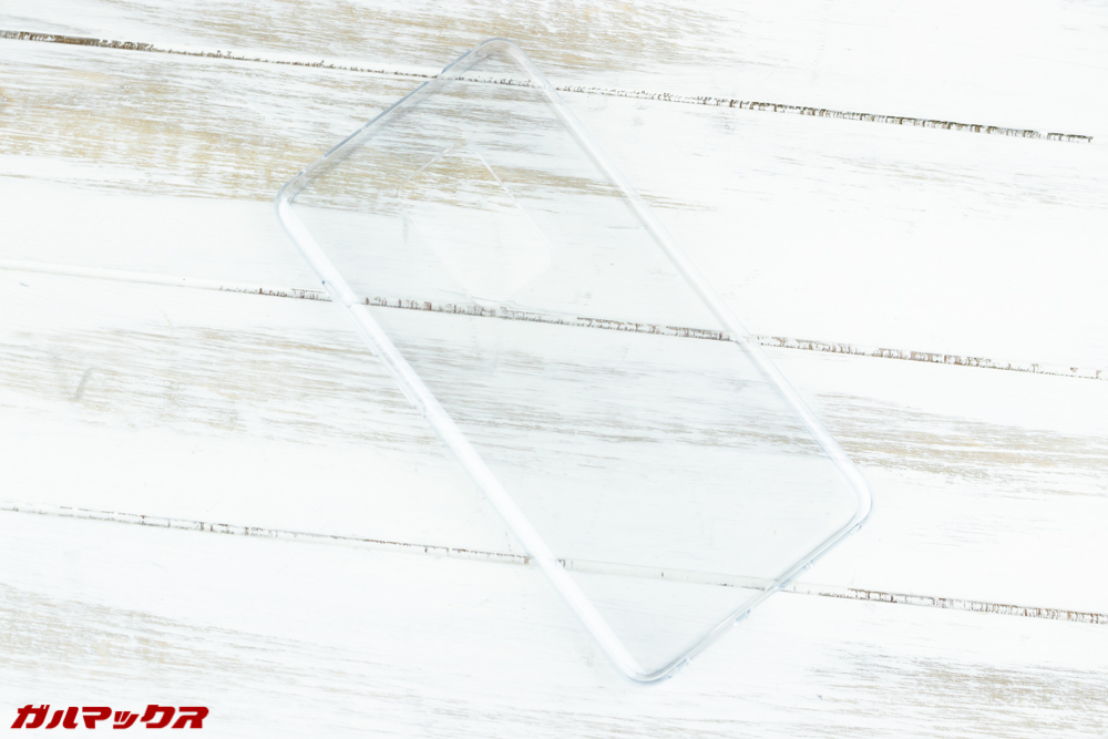 Huawei Mate 20にはクリアケースが付属しています。