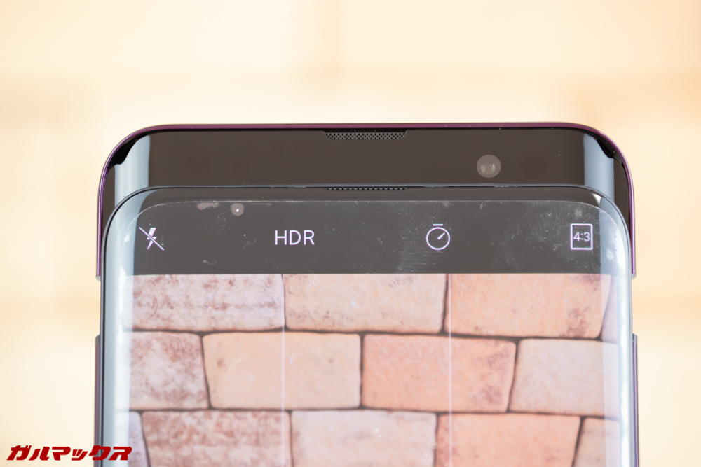 OPPO Find Xのリフトアップカメラにはインカメラが備わっています。