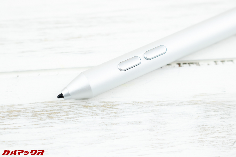 One Mix 2Sのスタイラスペンの先には2つの物理ボタンが備わっています。