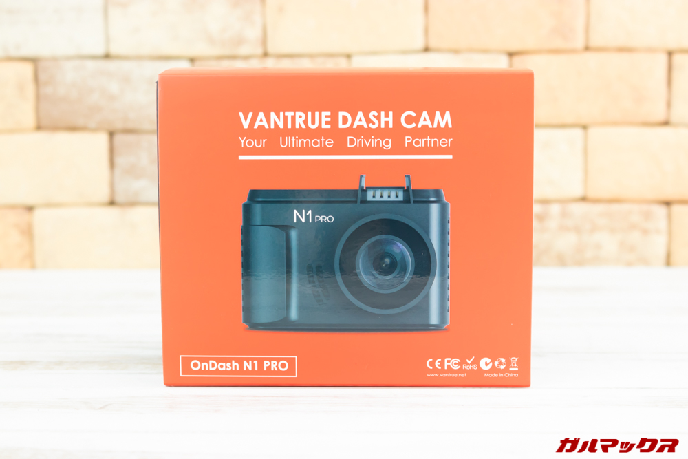 VANTRUE N1 Proの外箱はレッドボックス！