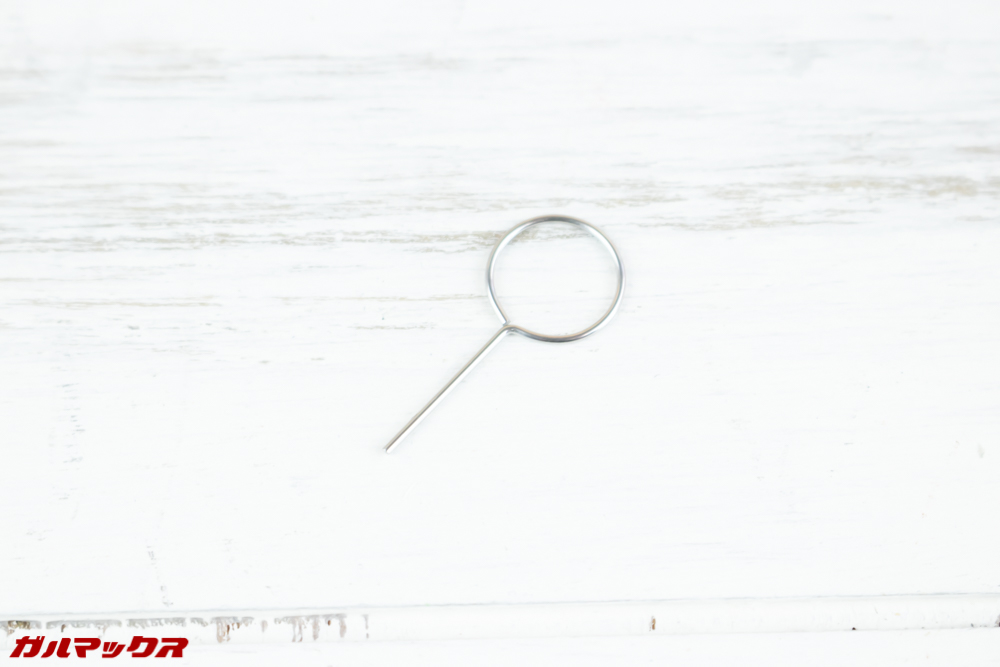 Xiaomi Redmi Note 6 ProにはSIMピンが付属しています。