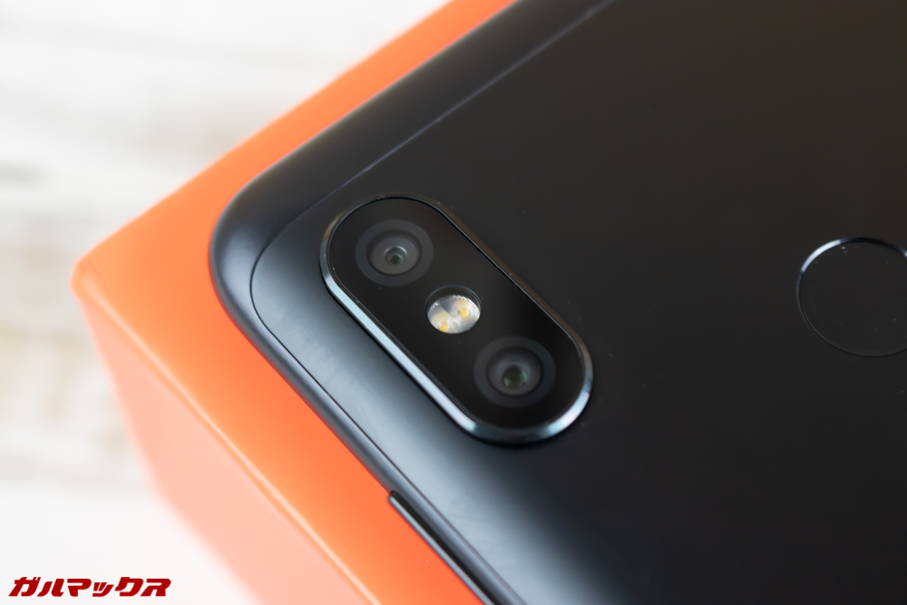 Xiaomi Redmi Note 6 ProのAIカメラも背面に搭載します。