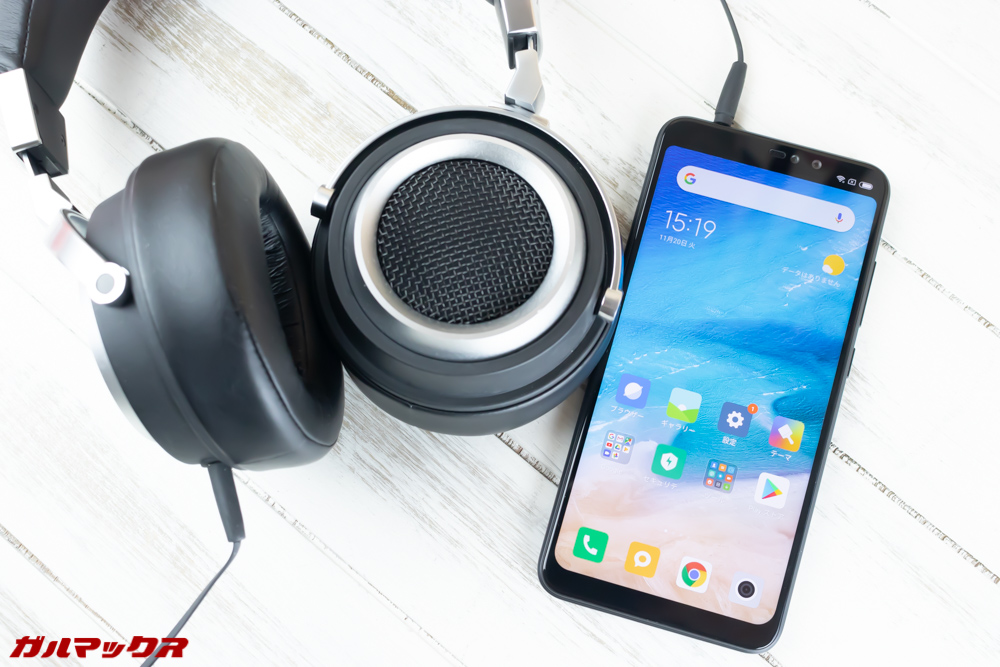 Xiaomi Redmi Note 6 Proはイヤホンジャックを搭載しているのでお気に入りの有線イヤホンやヘッドホンを利用できます。