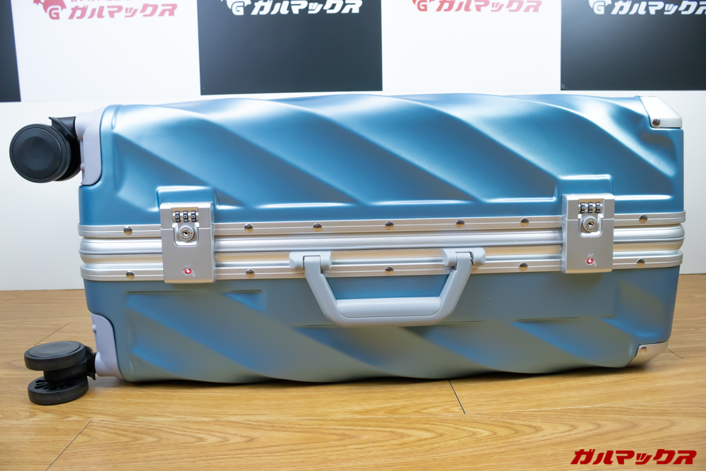 Moriouスーツケース