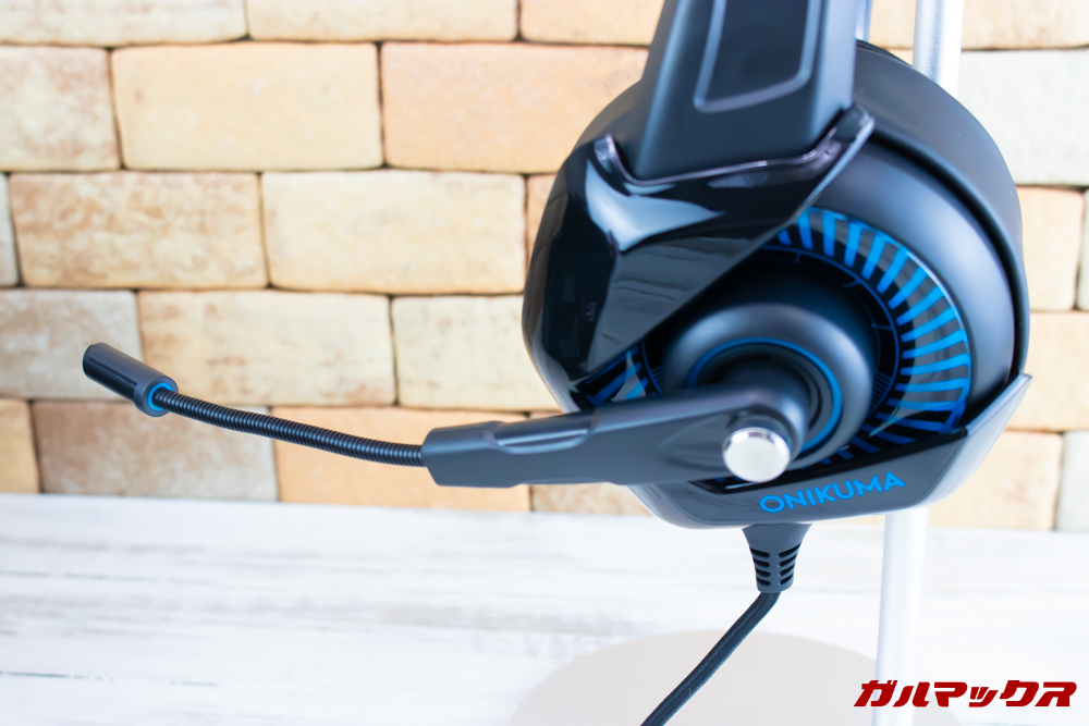 ONIKUMA K6のマイクは非常に可動域が広い