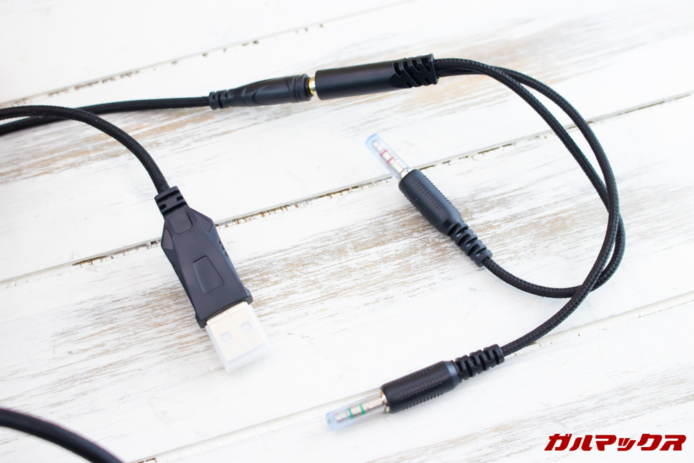 ONIKUMA K6はUSBケーブルが備わっていますが、これはLEDを点灯するために給電するケーブルです。