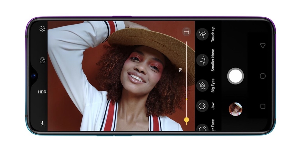 OPPO R17 Proはインカメラに2500万画素のAIカメラを搭載。