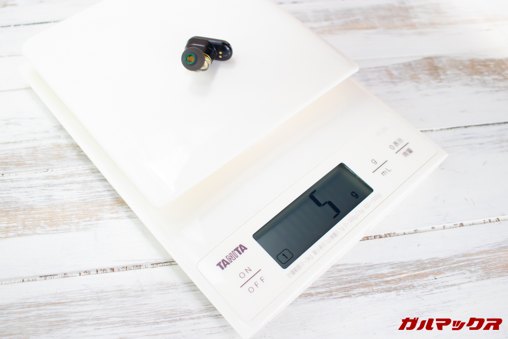 SoundPEAT Truengineのイヤホンは片方5gの超軽量タイプ。