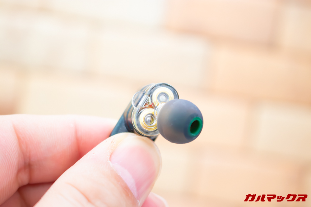 SoundPEAT Truengineはデュアルドライバー仕様なので音のバランスが素晴らしい。