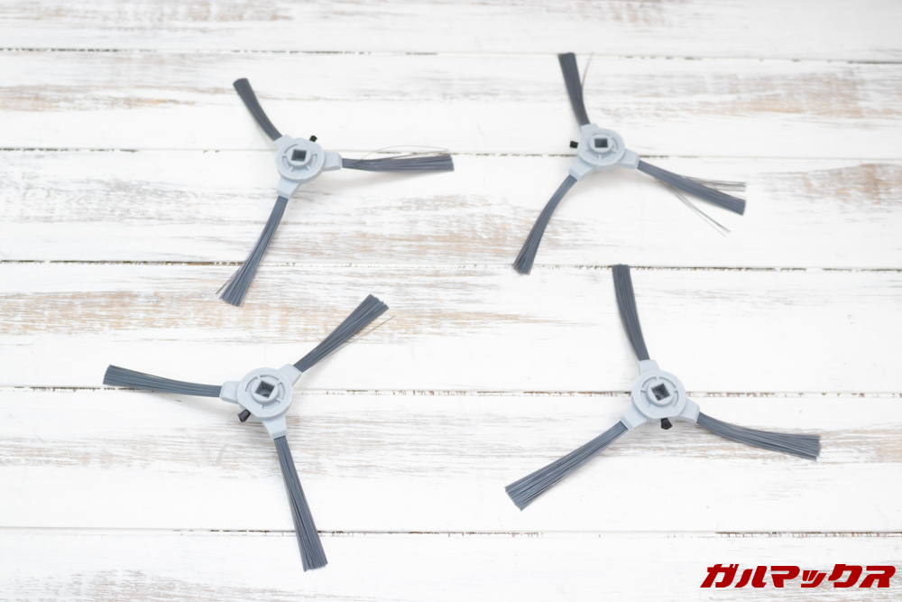 amarey A800のブラシはスペアも付属しています。