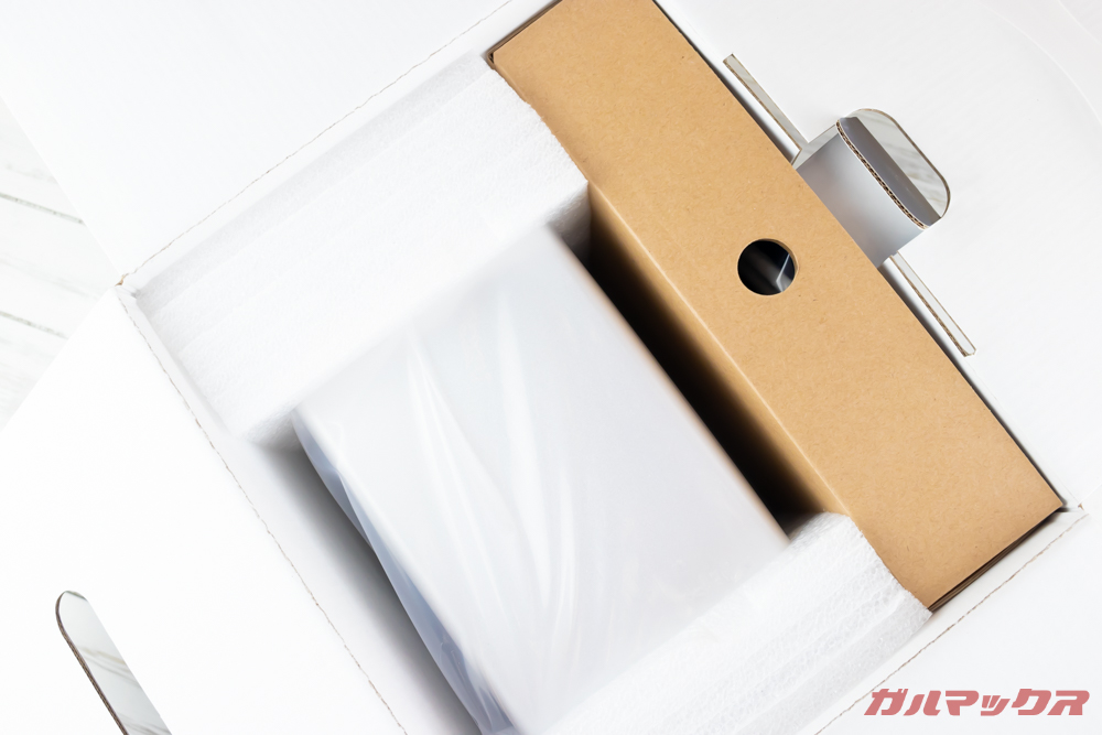 TerraMaster F2-221の梱包は丁寧。