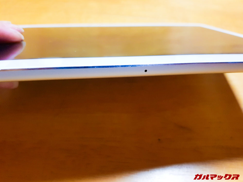 Teclast製品でおなじみのダイヤモンドカット加工がされています