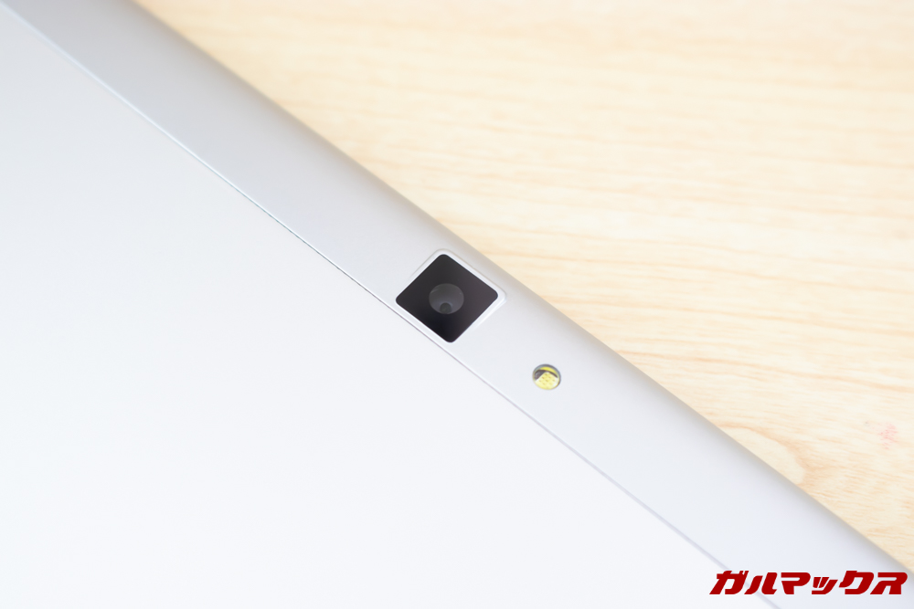 ALLDOCUBE M5Xはアウトカメラも搭載しています。