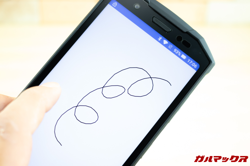 DOOGEE S70の操作感は滑らかで指に吸い付くような操作性を得られました。