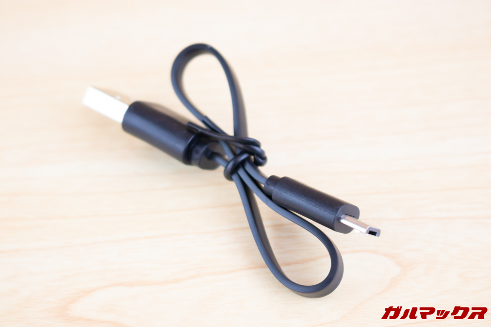 Fozento FT16は充電ケースが付属しています。