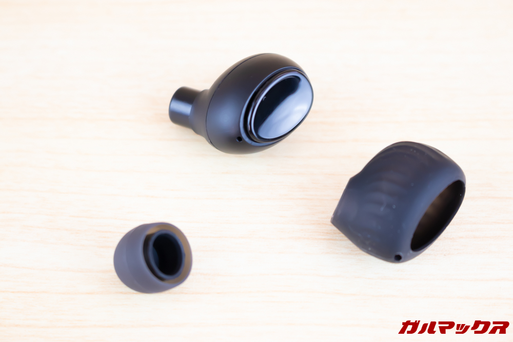 Fozento FT16は防水防塵仕様ですが水に濡れると防水カバーの内側まで水分が入っていることがあったので綺麗に拭き取りましょう。