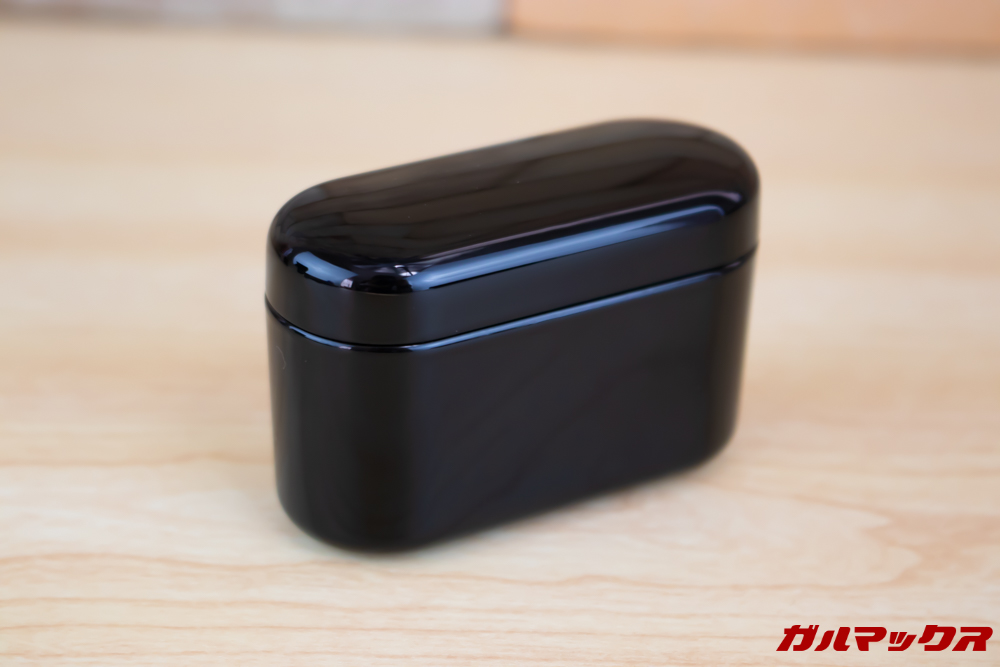 Fozento FT16は充電ケースが付属しています。