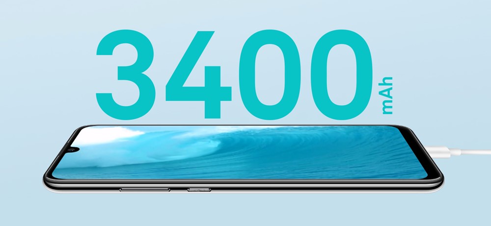 HUAWEI nova lite 3のバッテリーは3400mAhで従来よりも22%も高速に充電可能です。