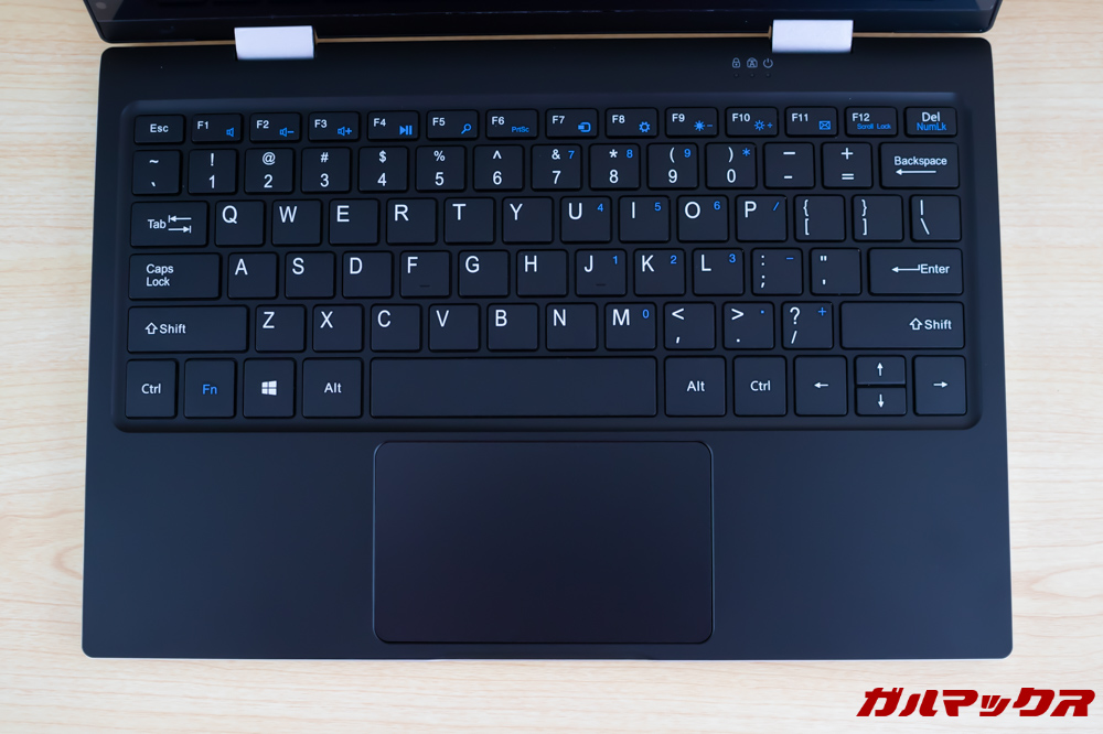 Jumper EZbook X1のキーボードはUS配列