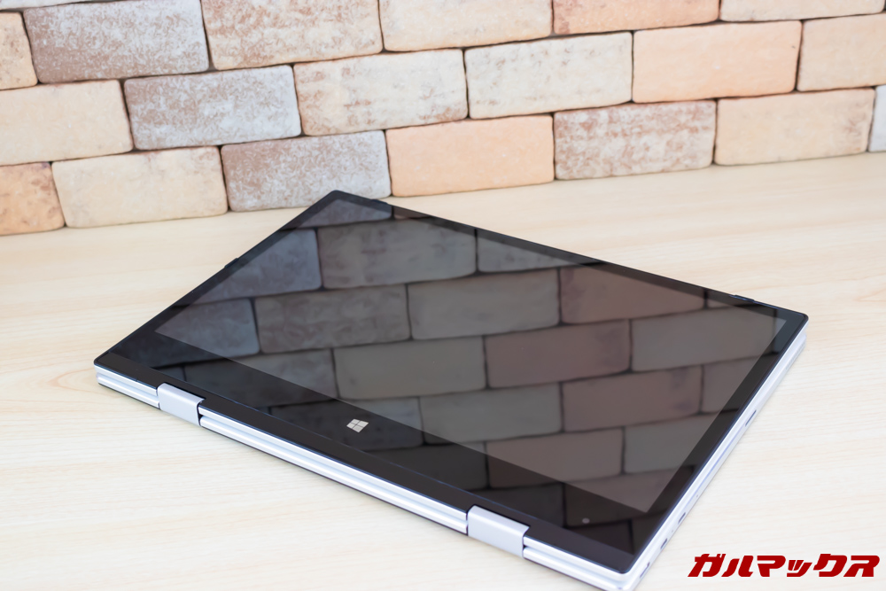 Jumper EZbook X1はタブレット形状で利用できます。