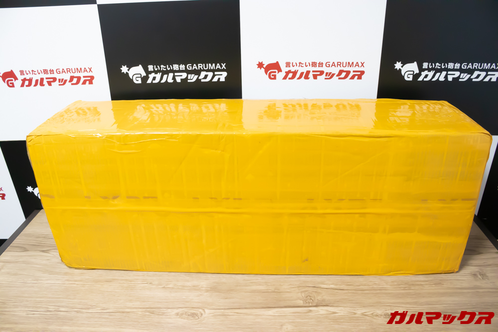 Xiaomi JV71 Vacuum Cleanerの梱包は運輸箱が綺麗にテーピングされて届きました。