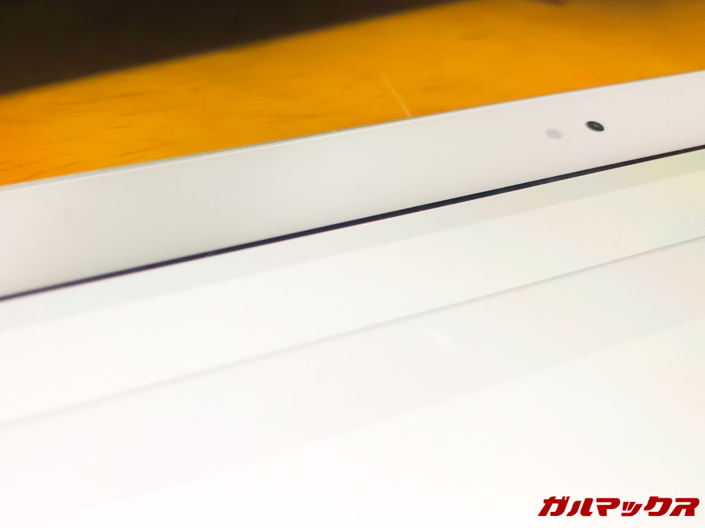 表示面とガラス面との隙間が少ないので、くっきりと見えます。