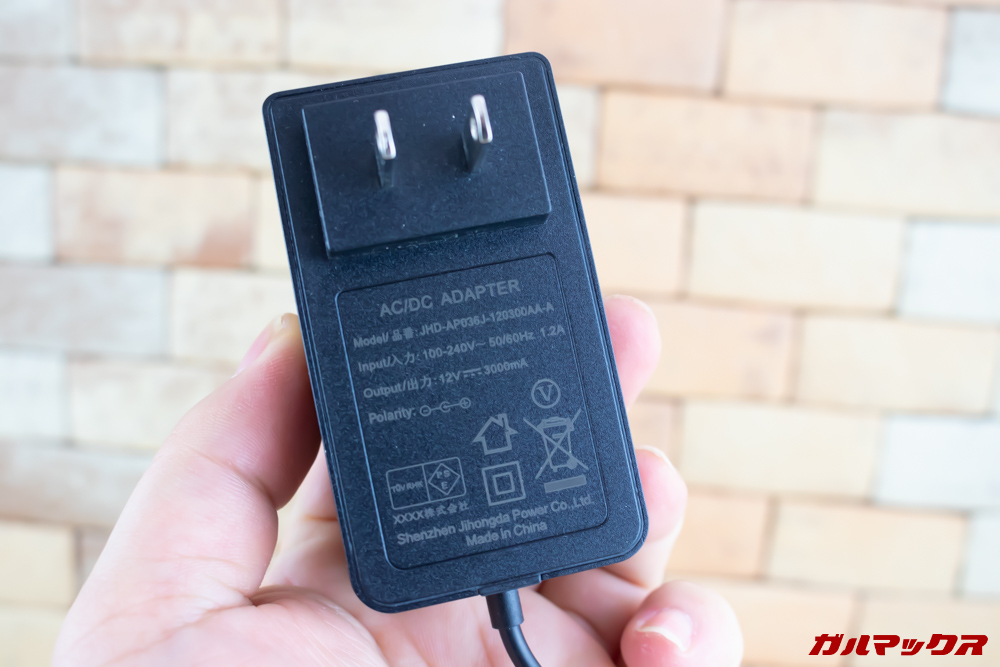 Jumper EZbook 3 Proの充電器は世界各国で利用できます。