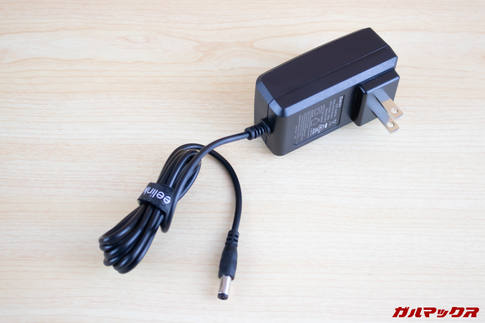 Beelink J45は日本のコンセントに直接挿すことが出来るacアダプタが付属してます。