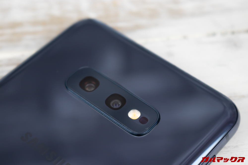 「Galaxy S10e」はデュアルカメラを搭載。