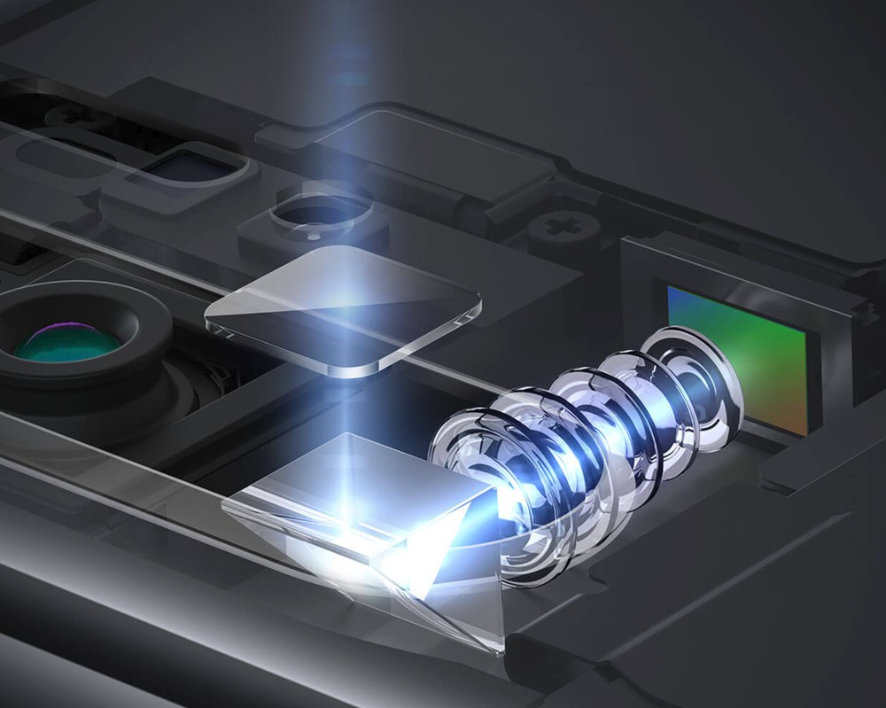 HUAWEI P30 Proはペリスコープ望遠レンズを採用することで薄さを実現しています。