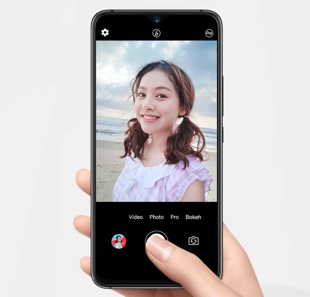 UMIDIGI S3 Proはインカメラも2000万画素カメラを搭載しています。