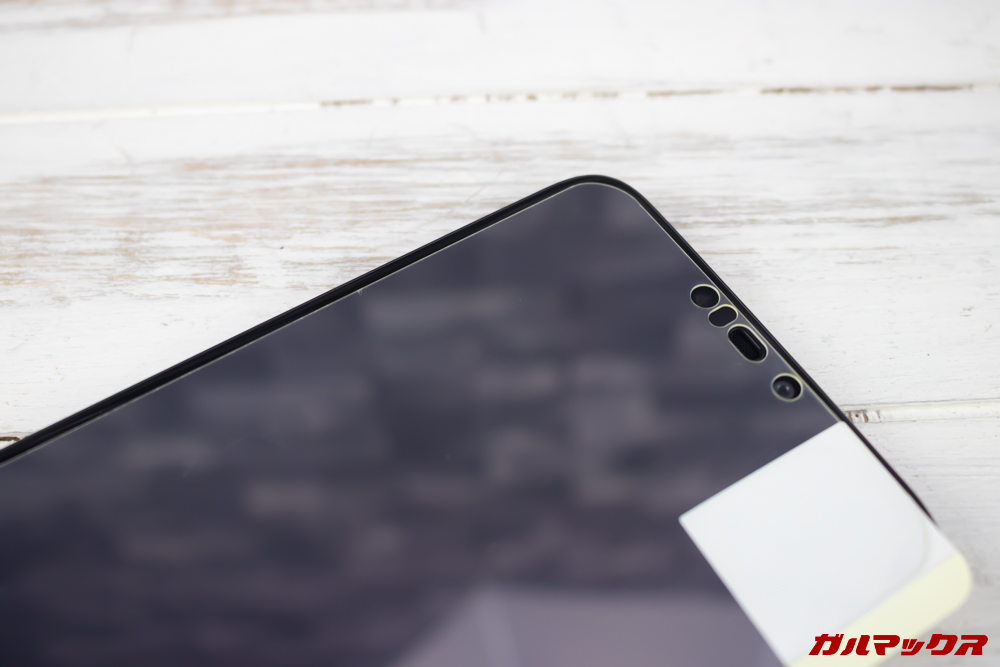 ZenFone Max (M2)のPDA工房フィルムは実機で測定しているので寸法もピッタリ。