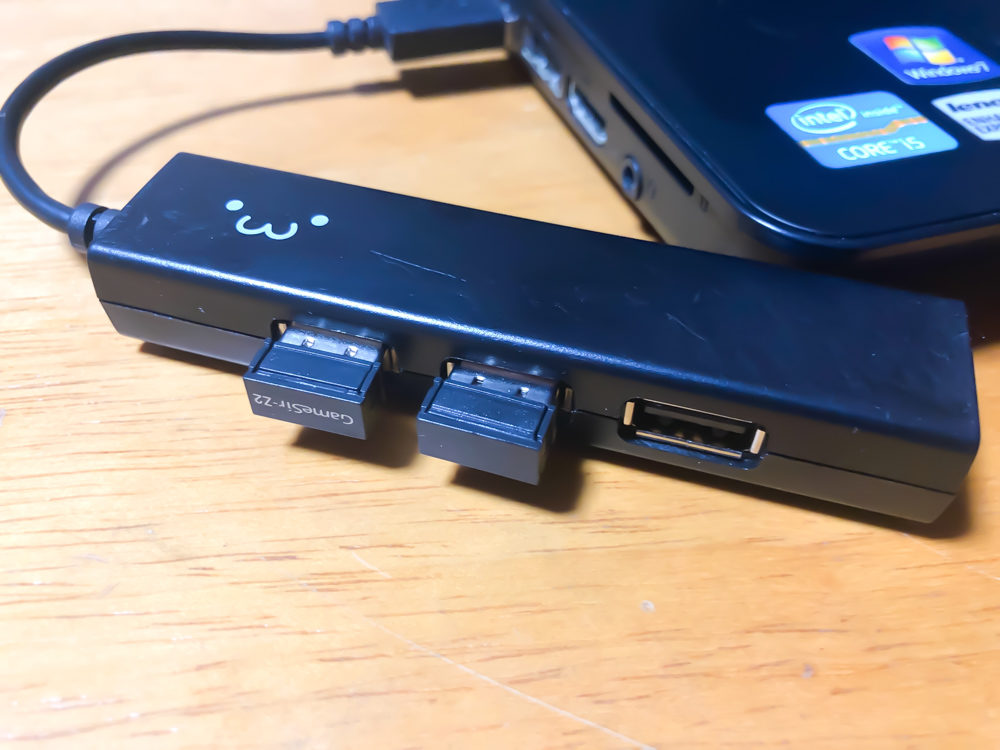 PCで使う際はレシーバーを端子に挿すだけ