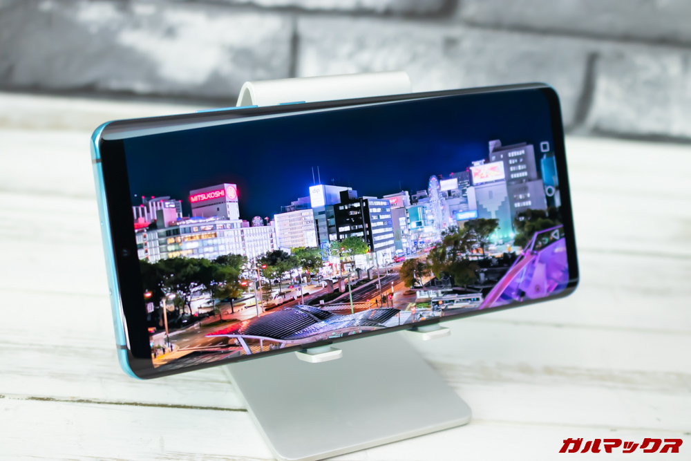 HUAWEI P30 Proのディスプレイは有機ELディスプレイを搭載