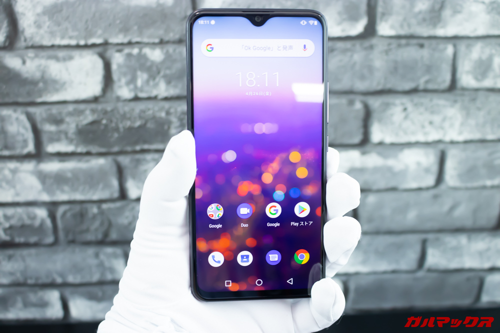 UMIDIGI S3 Proは片手でのホールド感は良いです。