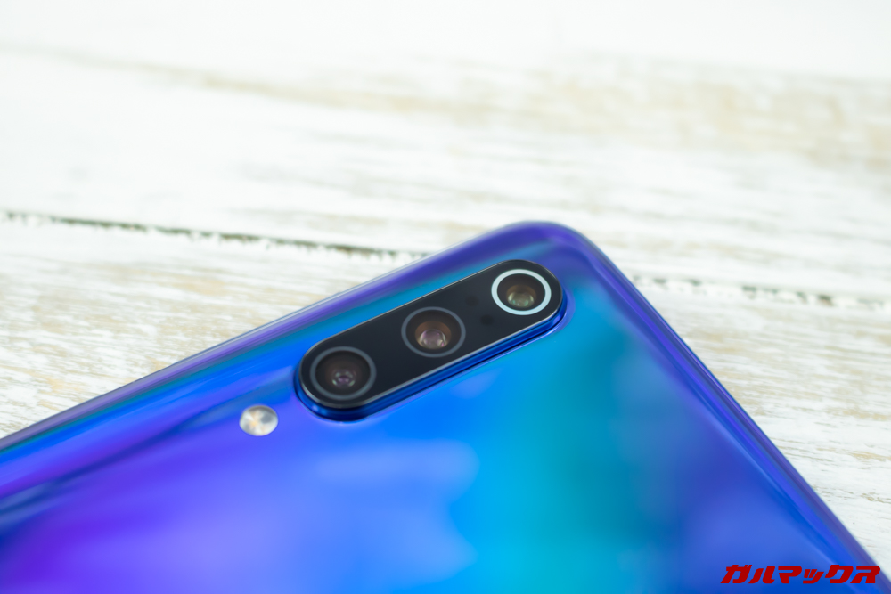 Xiaomi Mi 9のカメラは自慢のトリプルカメラを搭載。