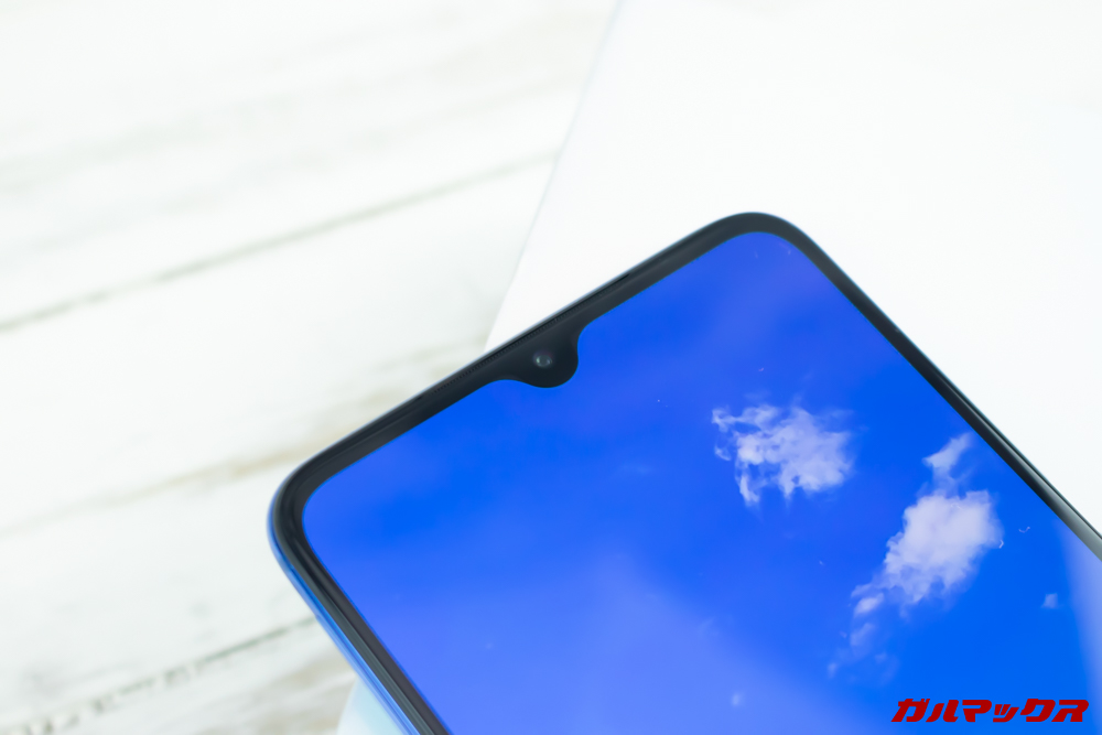 Xiaomi Mi 9はノッチ付きディスプレイを搭載。