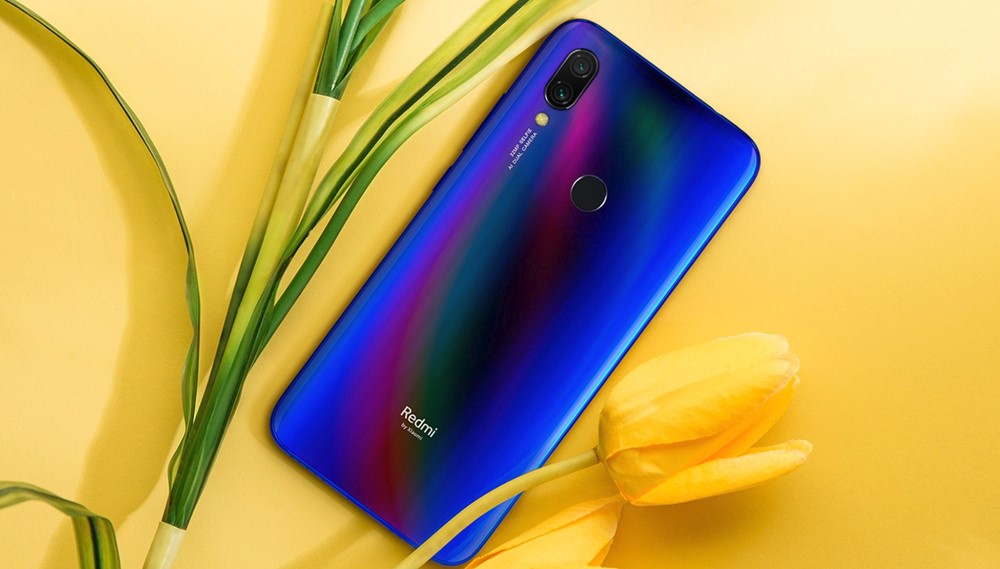 Xiaomi Redmi Y3のブルー系カラー